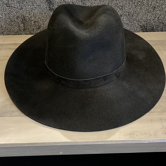 Janessa Leone Hat - Picture 2 of 8